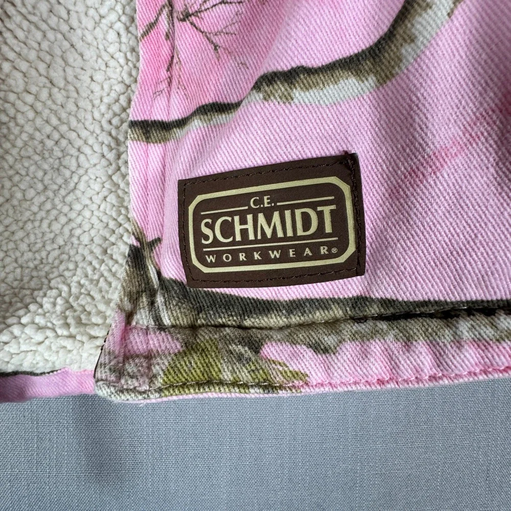 C.E. Schmidt this schmidt